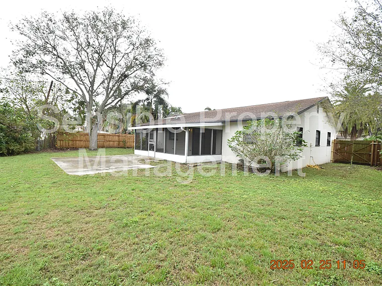 12217 104th Ln — Photo 47