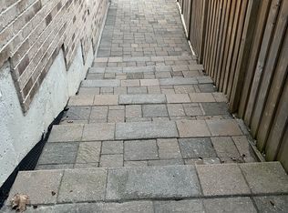 814 Wingarden Cres #BASEMENT, Pickering, ON L1V0C2