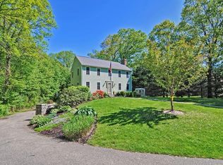 21 Cobblestone Ln, North Attleboro, MA 02760