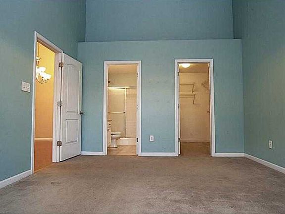5th image of 6133 Green Glade Dr