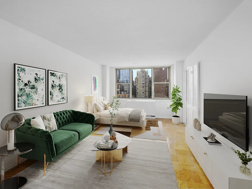 154 E 29th St #310