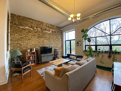 2373 N Milwaukee Ave #1 Photo 1