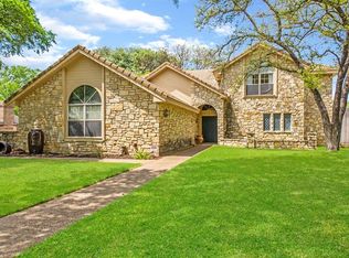 2111 Shadow Ridge Dr, Arlington, TX 76006