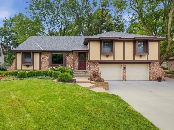5 Horizon Dr, Council Bluffs, IA 51503