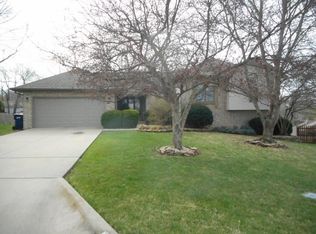 5124 S Forest Ct, Springfield, MO 65810