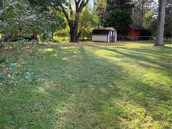 3rd image of 341 N Village Dr