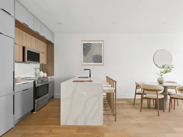 140 Moffat Street image 3 of 9