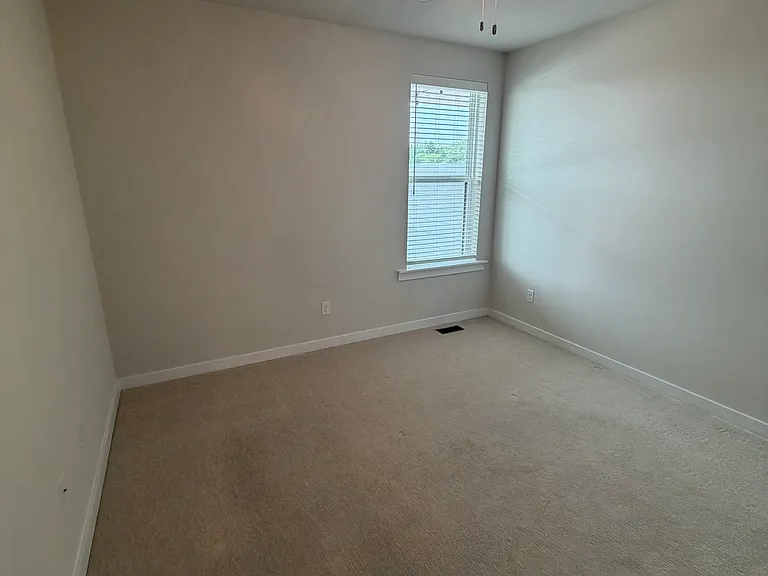 3436 Carlton St #7B — Photo 35