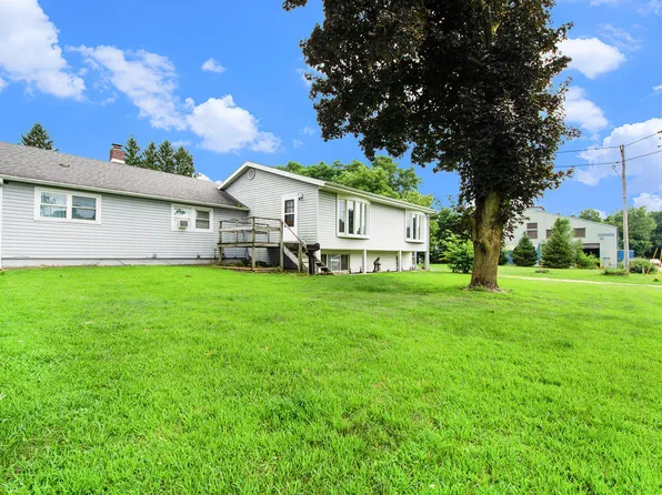 117 Mill St, Springport, MI 49284