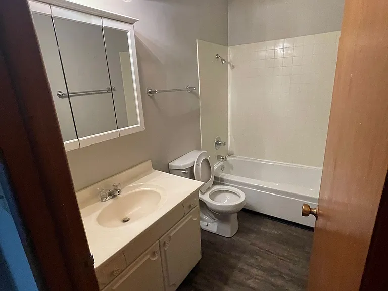 432 Tonawanda Dr — Photo 8