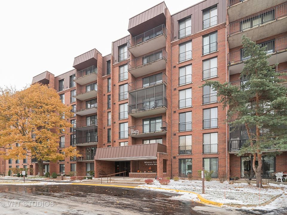 1st image of 111 Acacia Dr APT 310