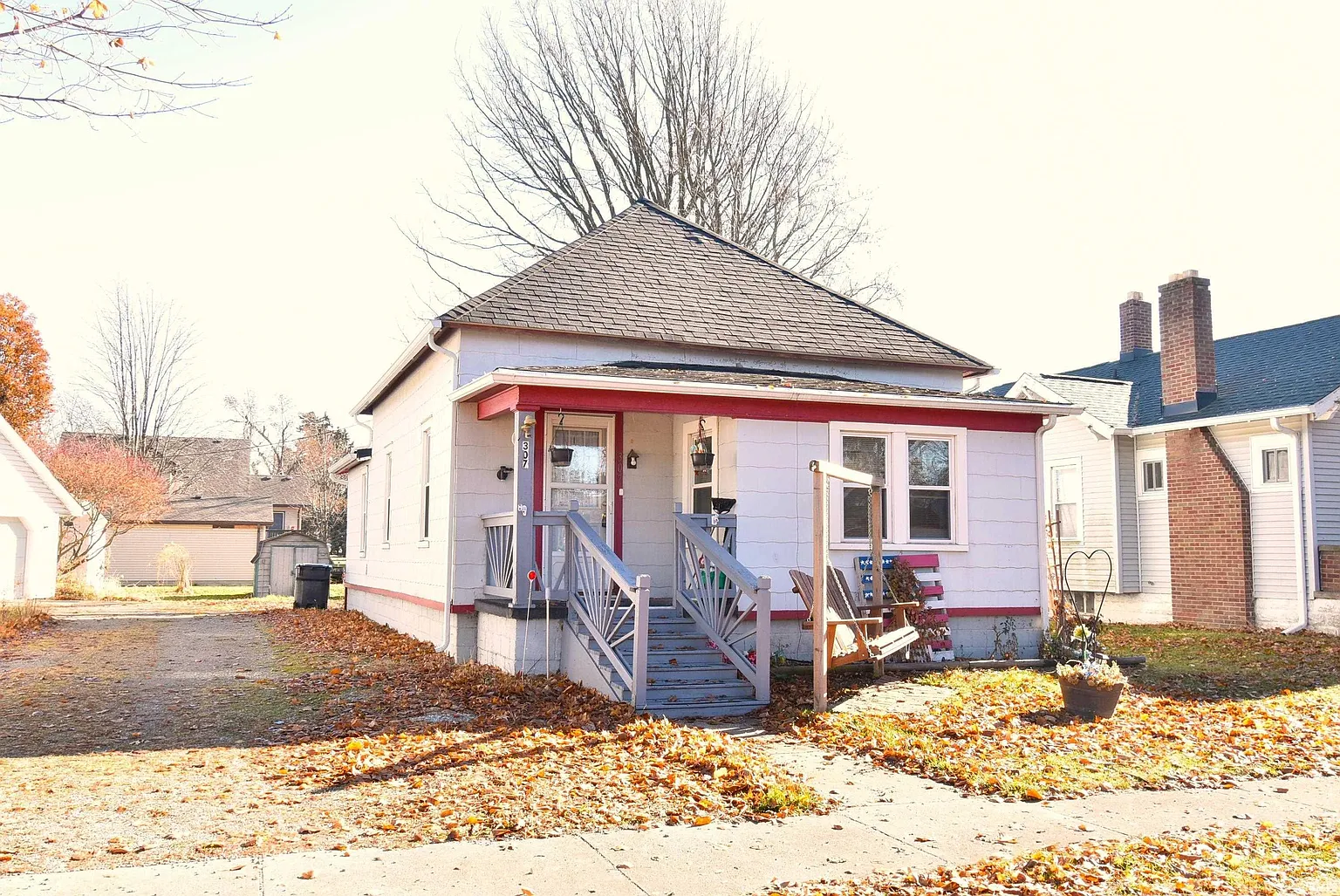 307 N Madison Ave photo 1