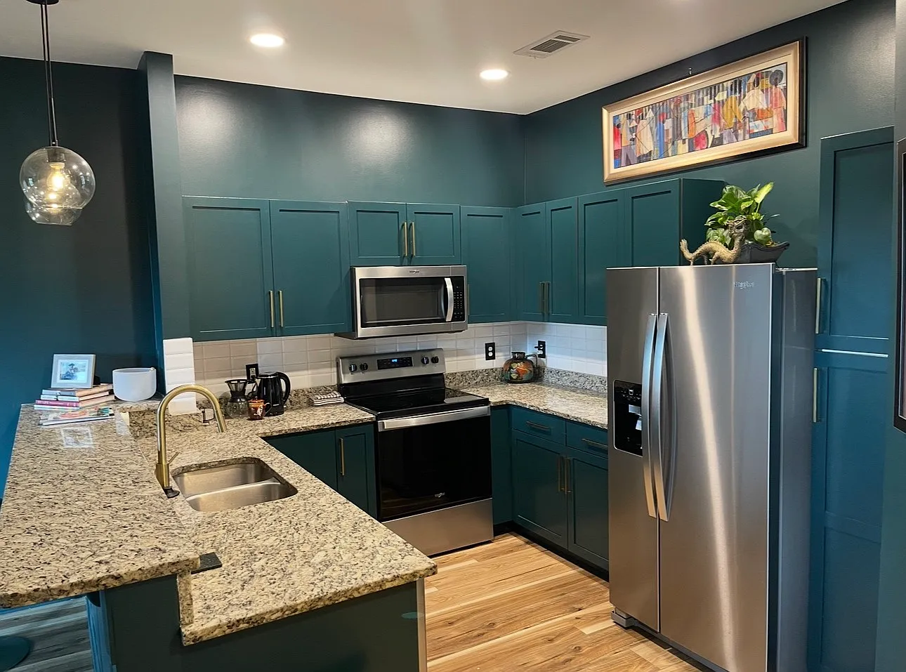 870 Mayson Turner Rd NW — Photo 3