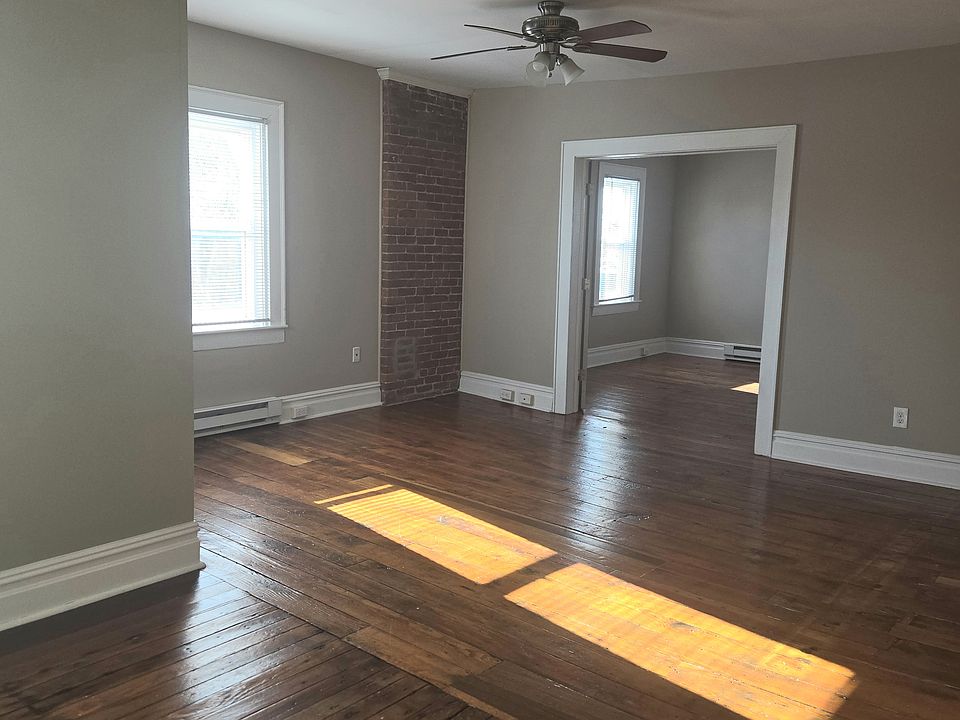 1st image of 227 N 12th St APT 1