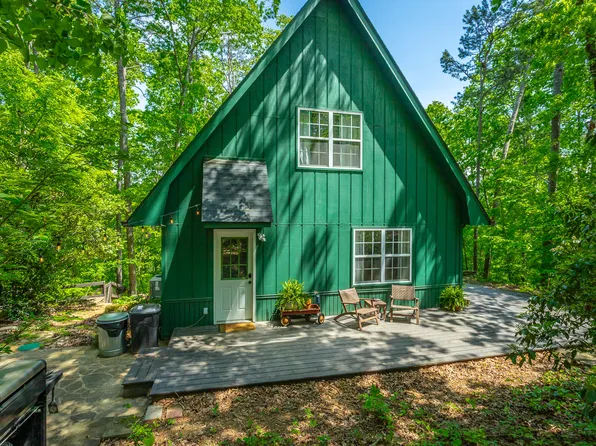 145 River Bend Dr, Ocoee, TN 37361