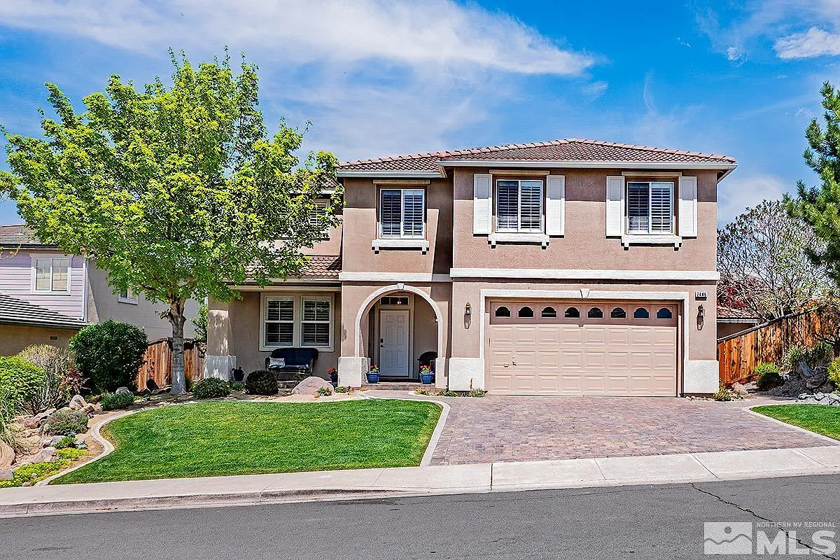 2446 Anqua Dr photo 1