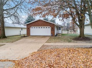 1664 Oakwood Cir, Wooster, OH