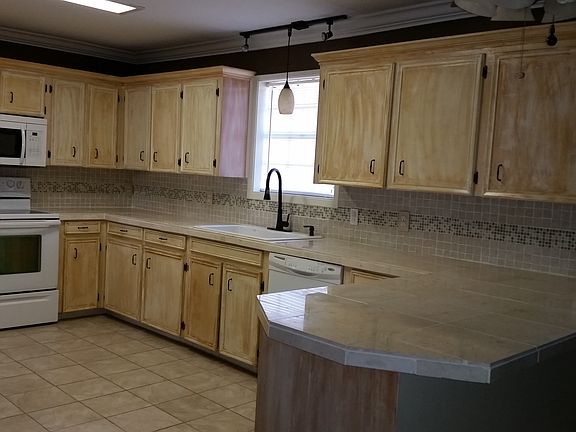 Great Kitchen to Entertain