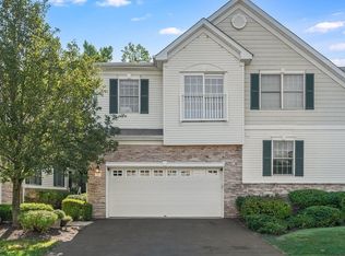 55 Pacio Ct, Roseland, NJ 07068