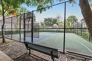 Cypress Pointe At Coral S — Photo 3