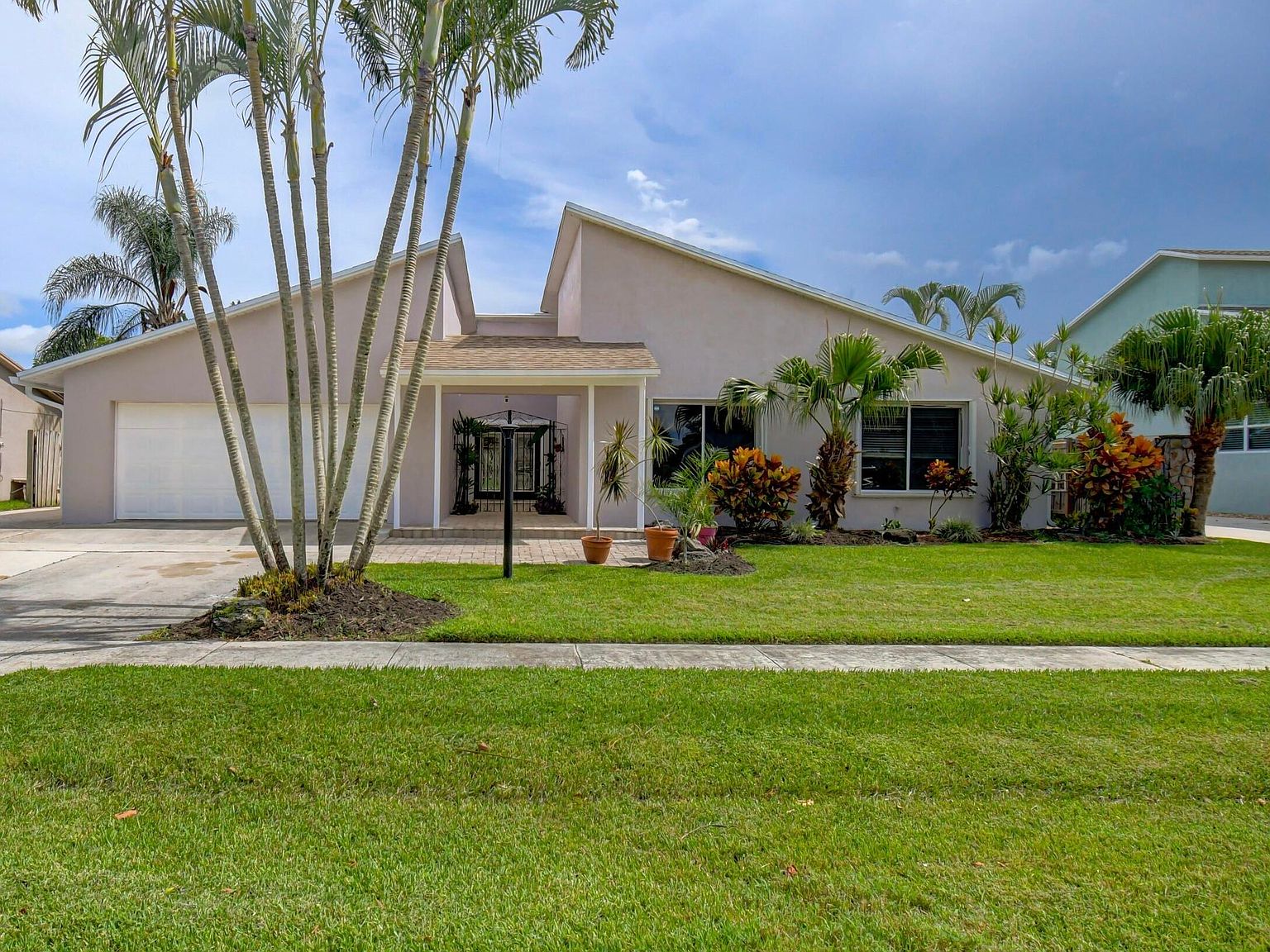 5118 Little Beth Dr N, Boynton Beach, FL 33472 | Zillow