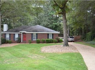 25 Twin Oaks Ln, Wetumpka, AL 36093