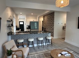 609 Frankfort Ave, Frankfort, MI 49635