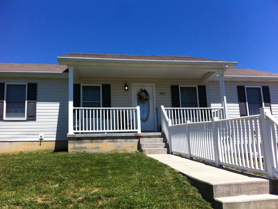 2nd image of 201 Mallard Dr
