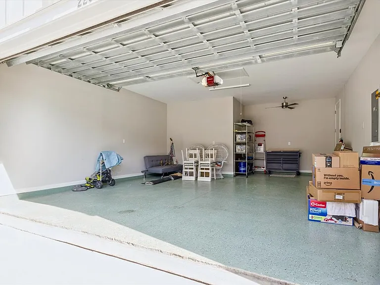220 Landshark Blvd — Photo 48