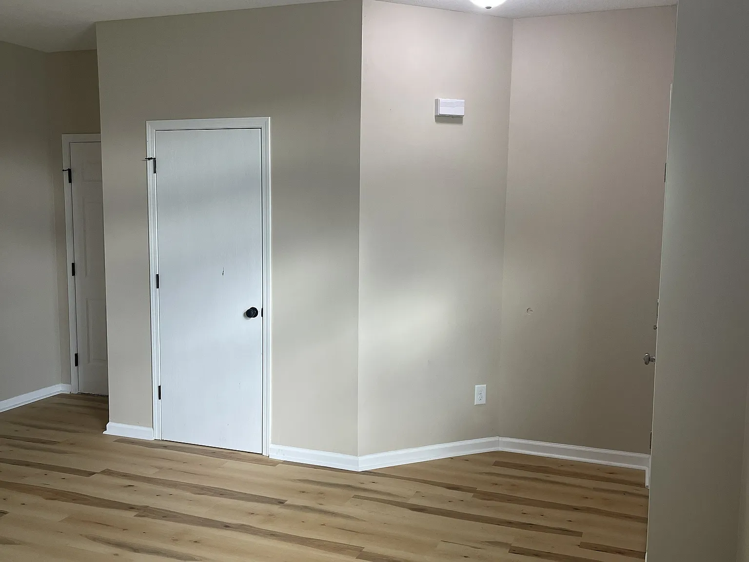 3 bed, 1460 sqft, $2,250 — Photo 3