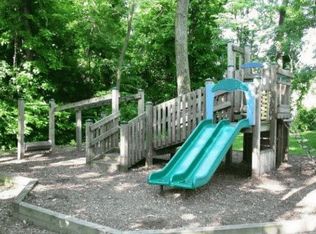 35 Ginger Ln APT 241, East Hartford, CT 06118