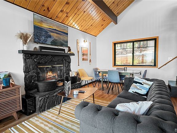 4th image of 43937 Canyon Crest Dr