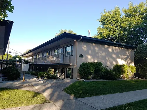 931 4th Ave E Photo 1