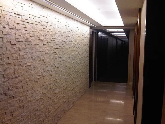 Rented by Metro Realty NY Inc | media 19