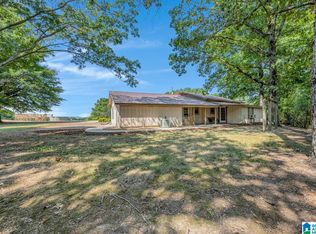 335 Wood Ridge Dr, Locust Fork, AL 35097