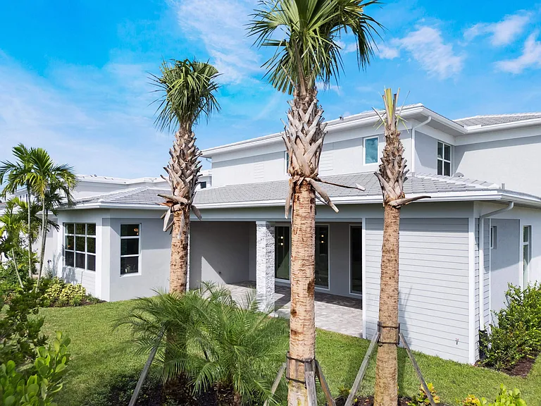 9124 Coral Isles Cir — Photo 7