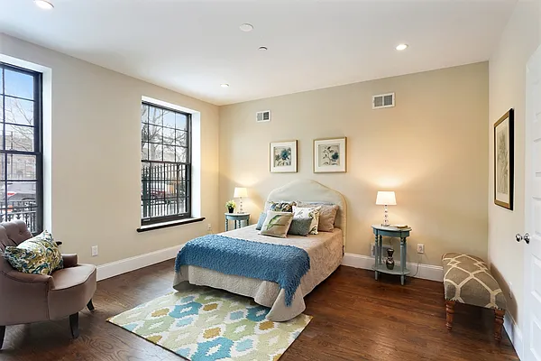 Sold by Corcoran | media 42