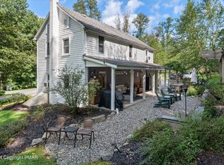849 Hollow Rd, East Stroudsburg, PA 18301