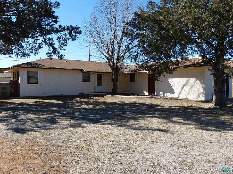 1st image of 301 Sandia Dr