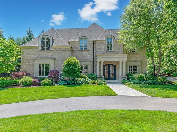 15 Wescott Dr, Hopkinton, MA 01748
