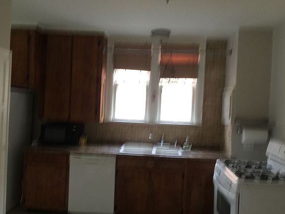 3rd image of 508 Oakland Park Ave
