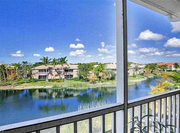 5th image of 9621 Spanish Moss Way Unit 3834