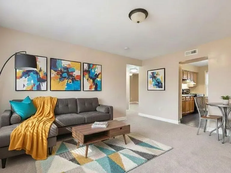 5007 Sheriff Rd NE — Photo 1
