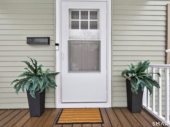 3rd image of 15 Evelyn Road