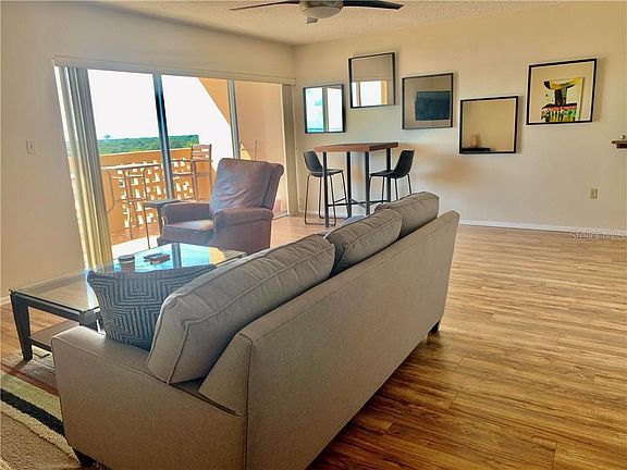 3rd image of 2401 Bayshore Blvd Unit 1402