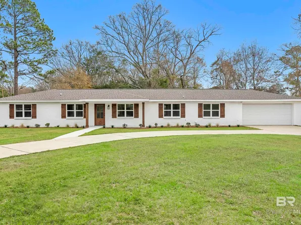 11381 Normandy Dr S, Semmes, AL 36575
