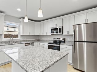 341 Lilac Ln, Stoughton, WI 53589