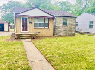 5301 N 56th St, Milwaukee, WI 53218
