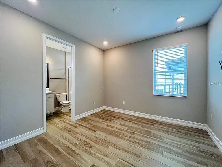 4567 Tivoli Dr — Photo 38