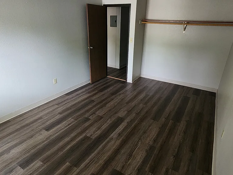 524 N Grant St — Photo 5